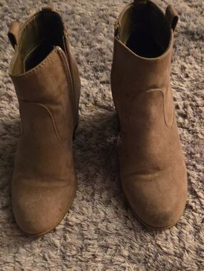 Women's Brown Suede Ankle Booties - Stylish Everyday Comfort